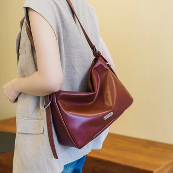 Модерни Дизайнерски чанти през рамо от веганской на кожата за жени, дамски чанти и портмонета 2023, Нови модни ежедневни чанти-книги, чанти-незабавни посланици